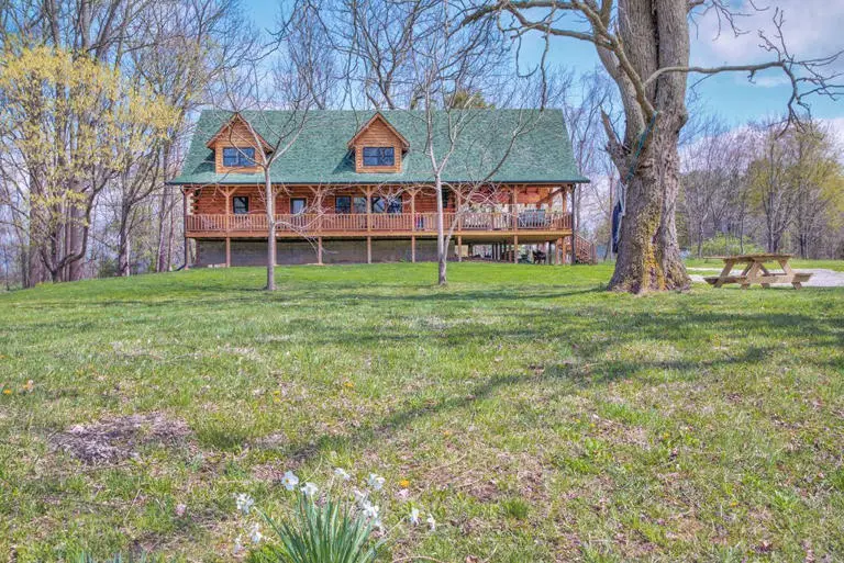 meadowlark lodge hocking hills